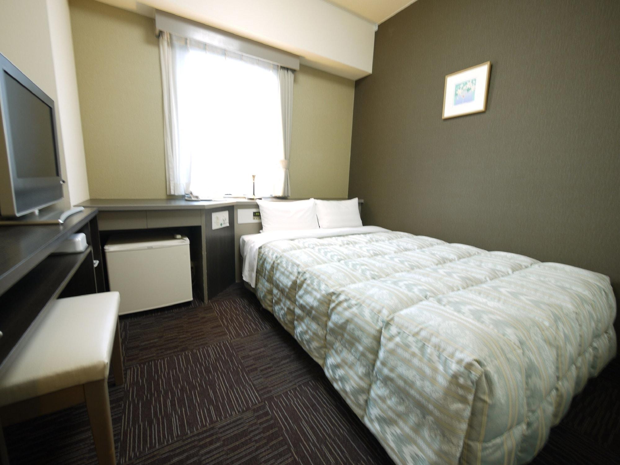 Hotel Route-Inn Toyama Ekimae Exterior photo