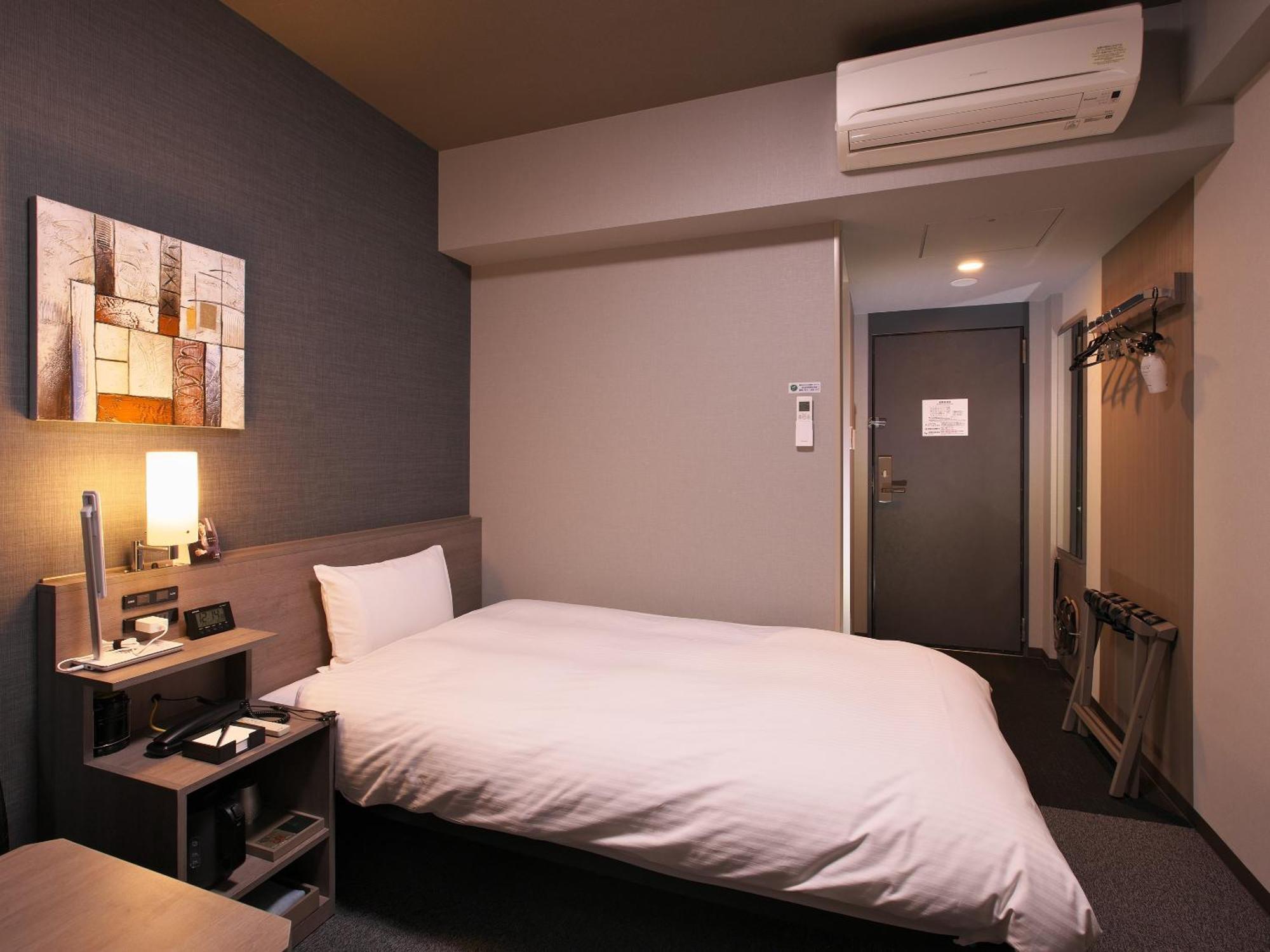 Hotel Route-Inn Toyama Ekimae Exterior photo