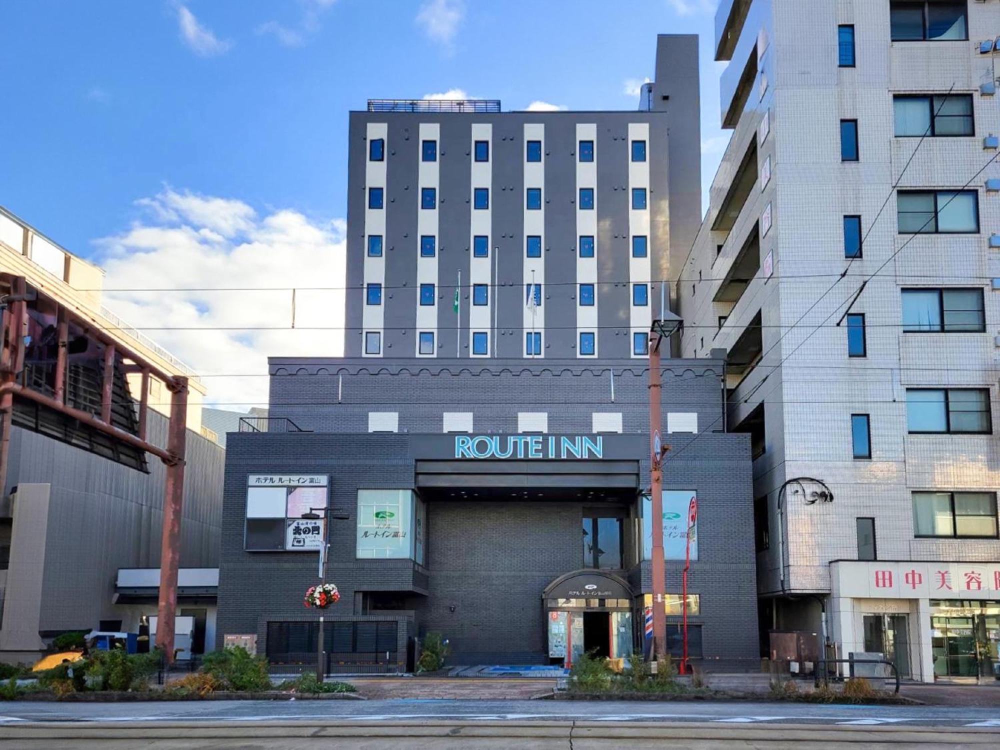Hotel Route-Inn Toyama Ekimae Exterior photo